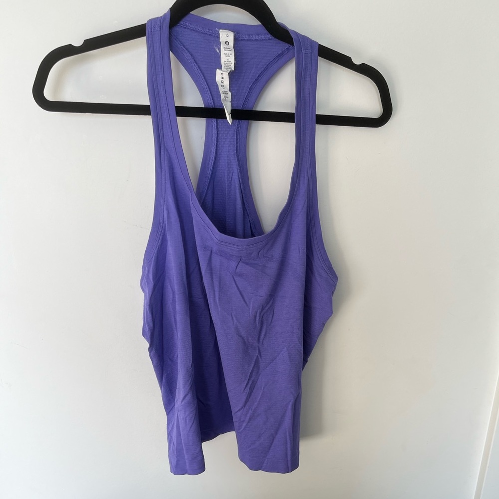 Lululemon tank